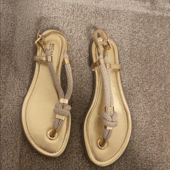 MK cute Sandals - Picture 3 of 7